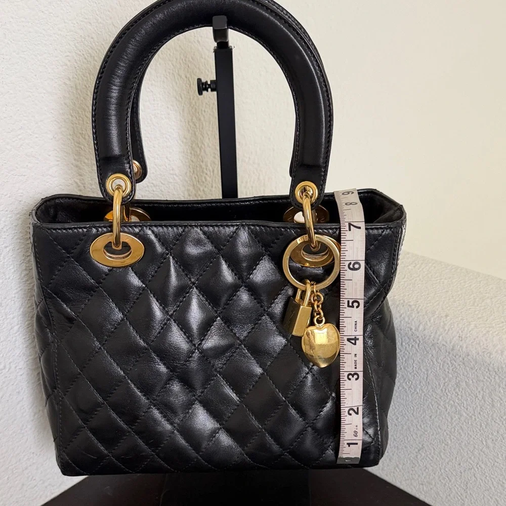 VINTAGE Russell & Bromley Black Leather Quilted Satchel with Gold Hardware. - Picture 6 of 16